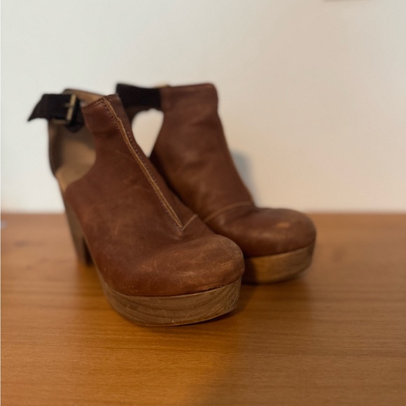 Free People Brown Leather Clog Boot Women's Shoes - Picture 2 of 4